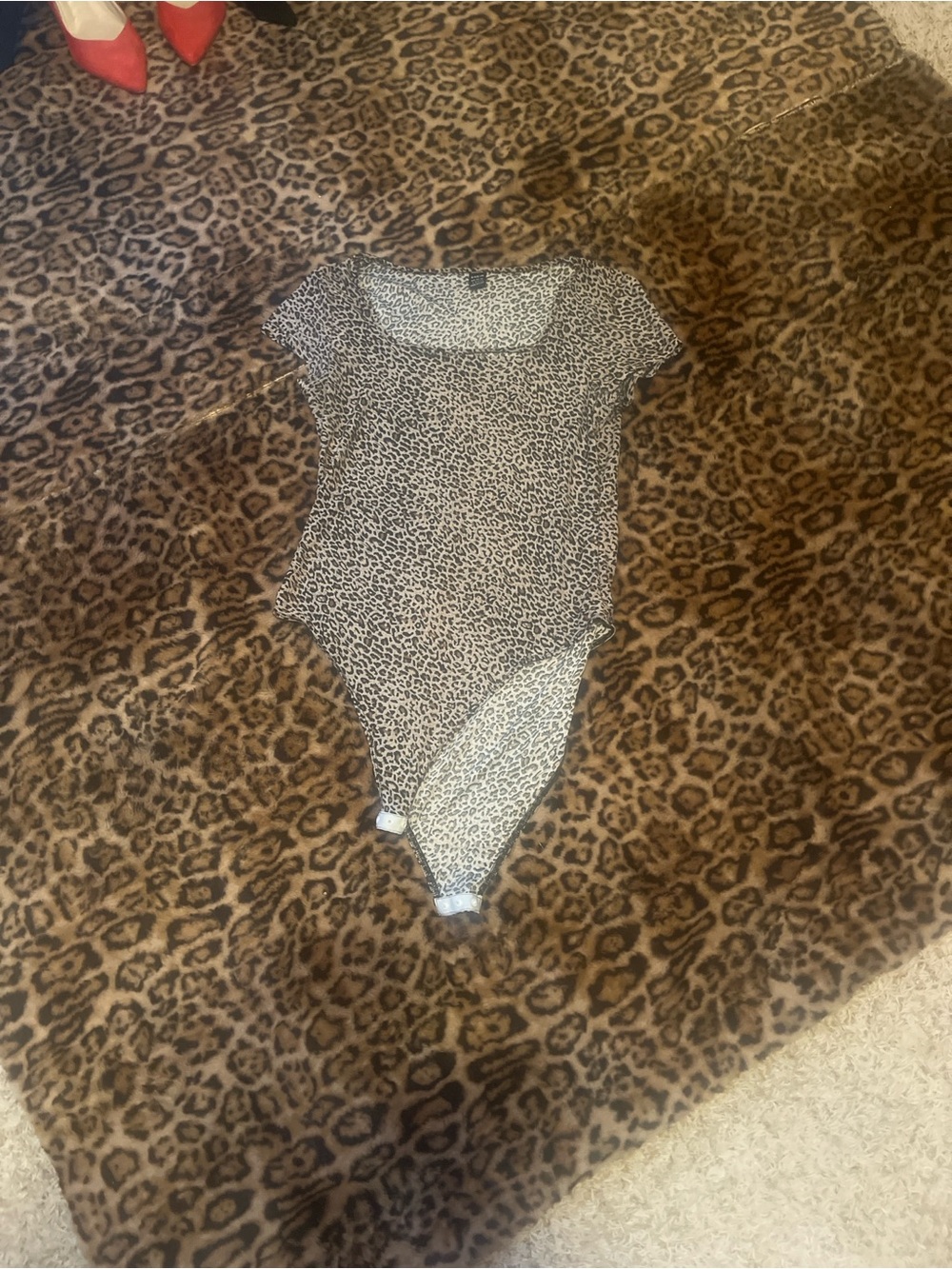 SHEIN Black & White Leopard Print Short Sleeve One-Piece Bodysuit